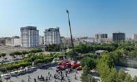 آیین رونمایی از بلندترین نردبان آتش‌نشانی استان البرز در فردیس به روایت تصویر