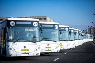 اتوبوس‌های رایگان شهرداری فردیس در خدمت نمازگزاران جمعه